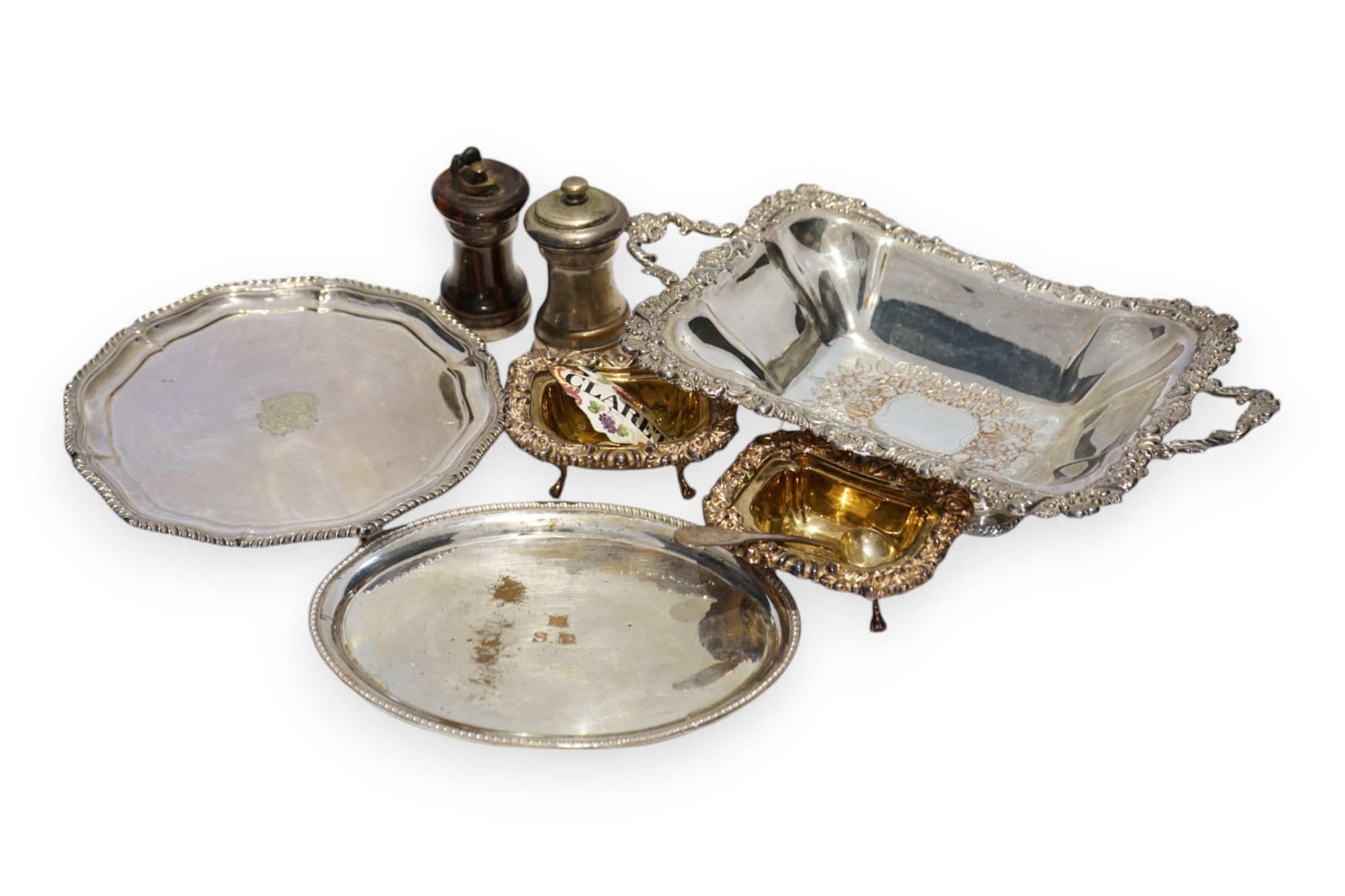 A quantity of assorted plated wares